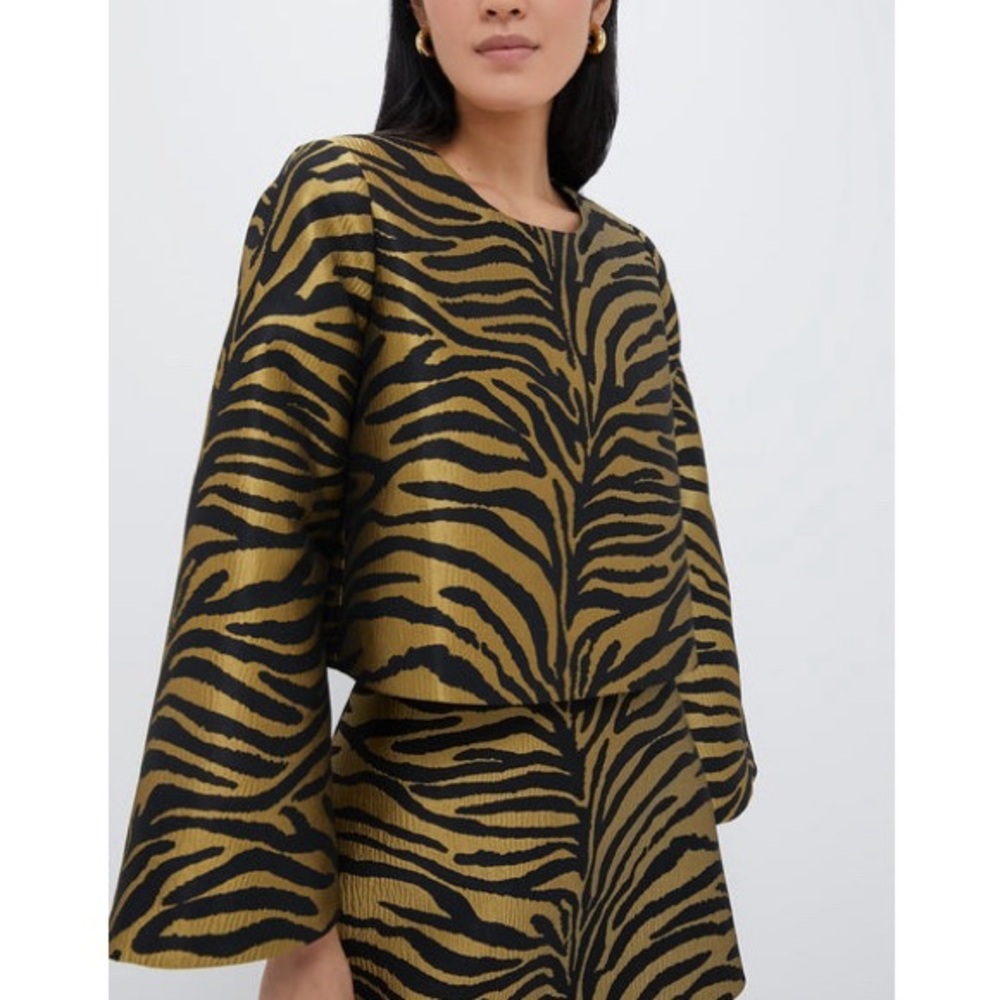 Tuckernuck Black and Gold Zebra Jacquard Blouse